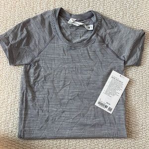 *NWT* Swiftly Tech SS 2.0